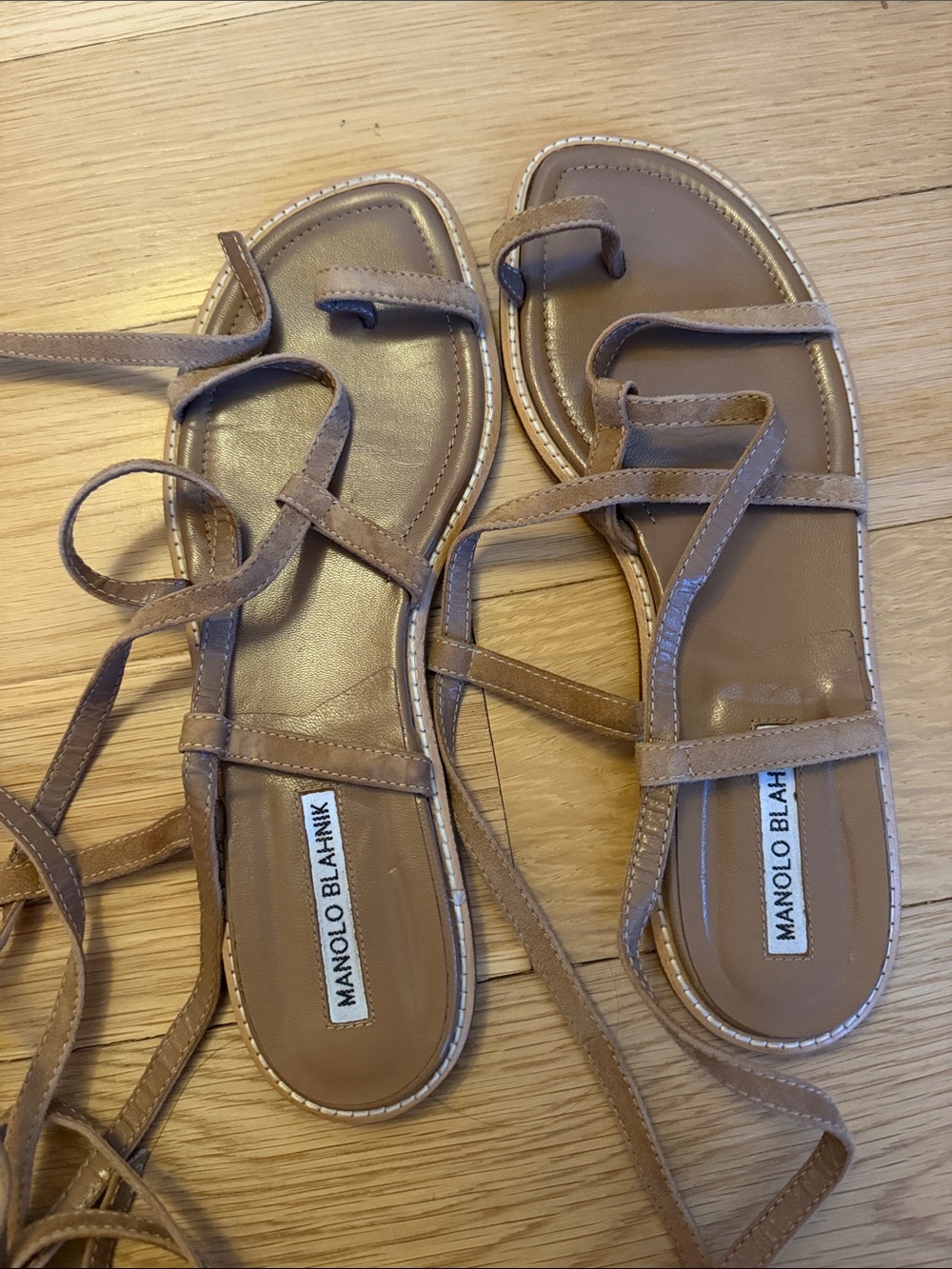 Manolo Blahnik Tan Leather Lace-Up Flat Sandals - Picture 4 of 5